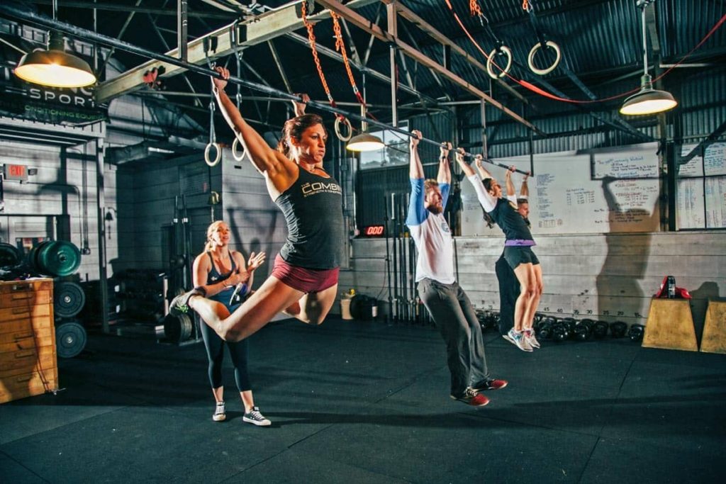 Calisthenics vs CrossFit :What Should You Go For? | The Mind Body Blog